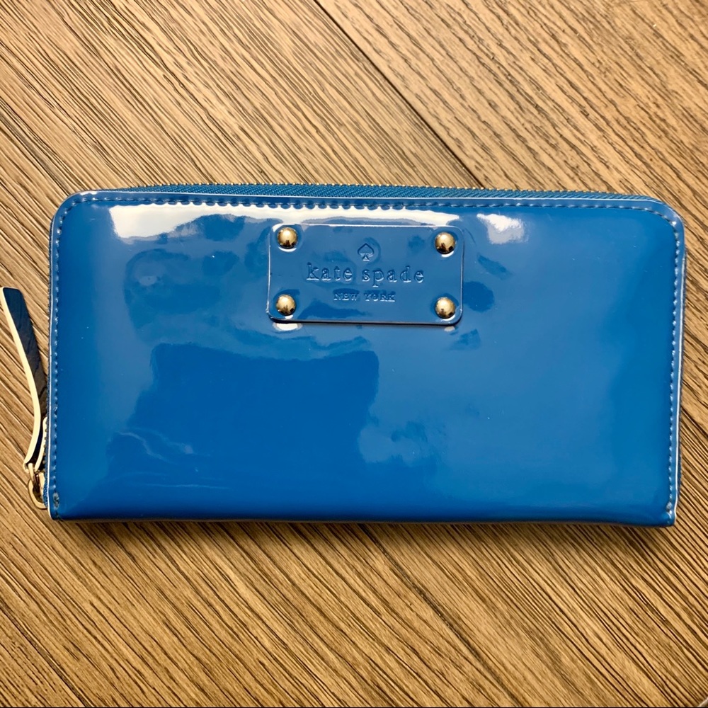Kate Spade large zip around wallet